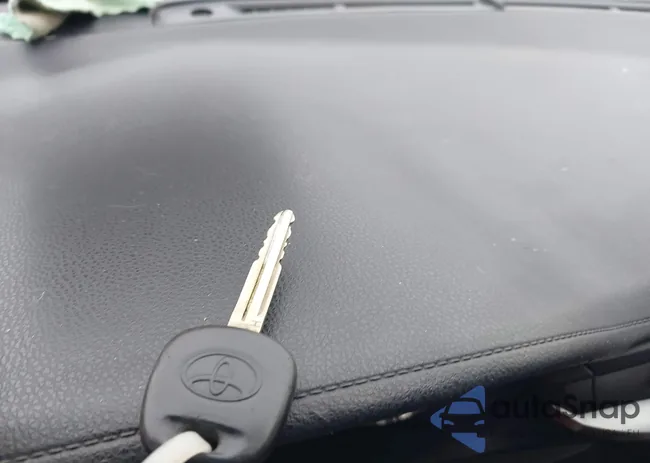 2T1BURHE9EC006765: 41694342