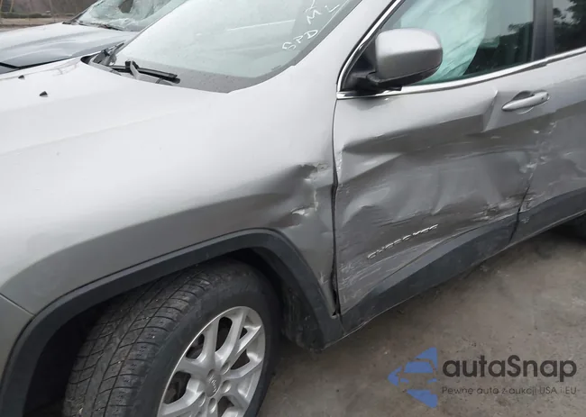 1C4PJLLB0JD509803: 41694348