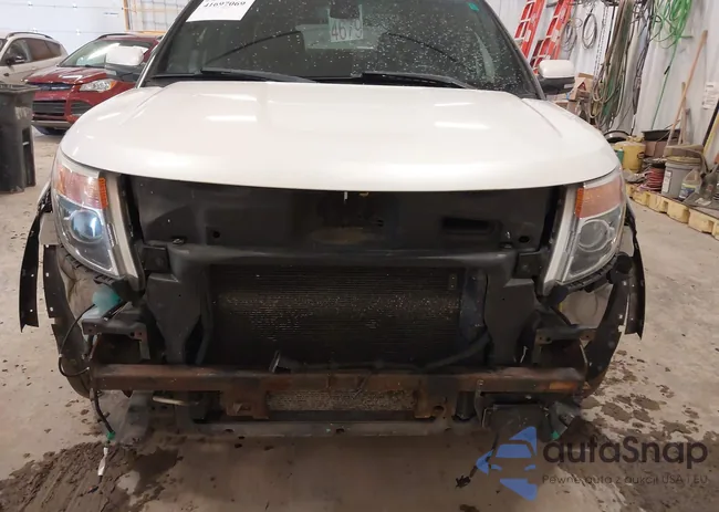 1FM5K8F83DGA64666: 41697069