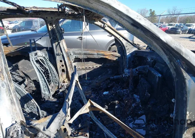 4JGFB4JB2MA302560: 41697693