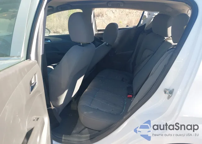 1G1JC6SH4F4218339: 41697755