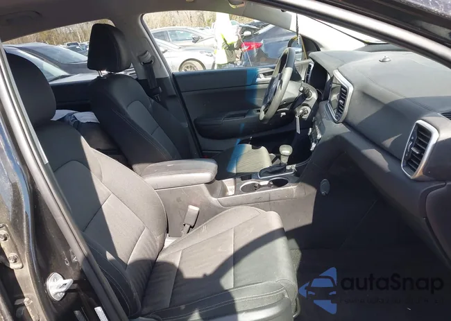 KNDPM3AC0M7927106: 41697103