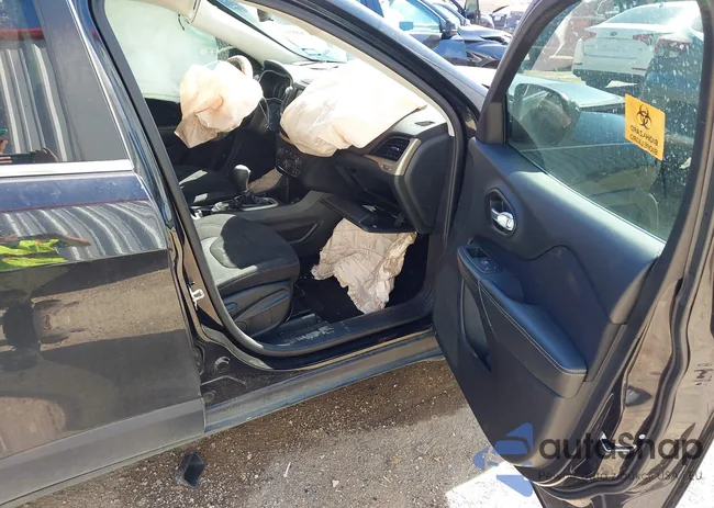 1C4PJLCBXFW782534: 41698589