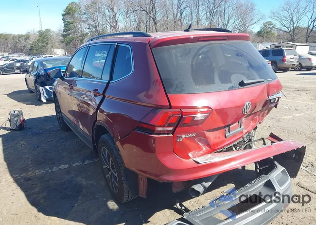 3VV3B7AX6KM161627: 41698592