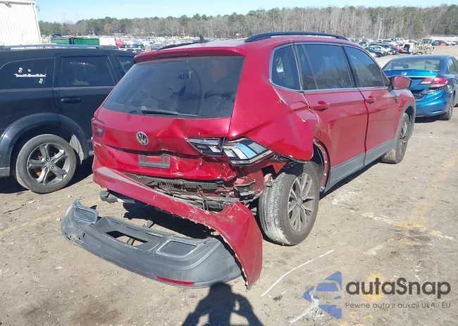 3VV3B7AX6KM161627: 41698592