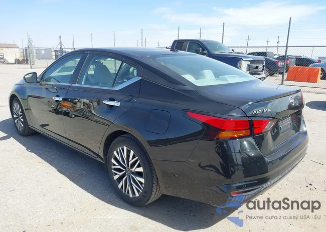 1N4BL4DV5SN316681: 41698894