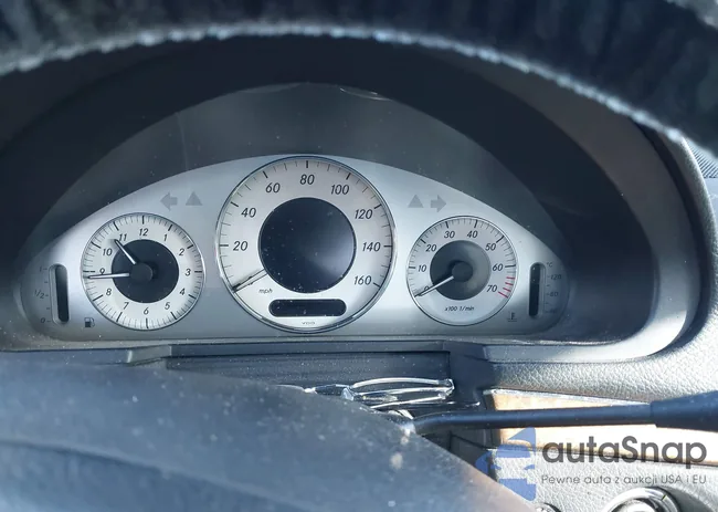 WDBUF56X99B416954: 41698924