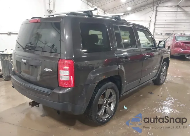 1C4NJPFA9ED717699: 41699040