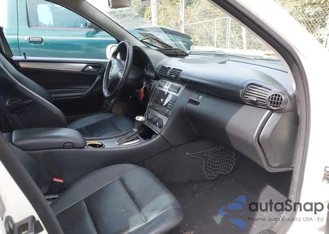 WDBRF52H96A899707: 41698121