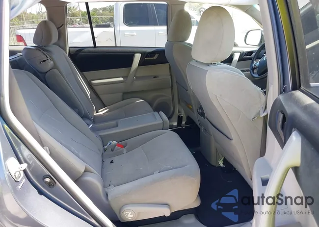 5TDBK3EH9CS097445: 41699898