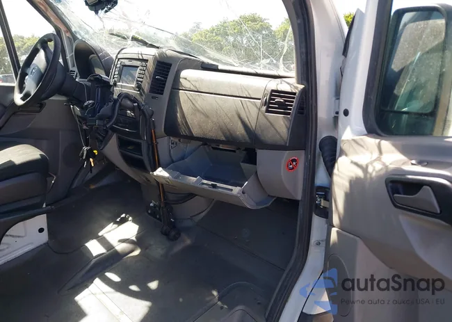 WD3PE8DD8GP363878: 41699155