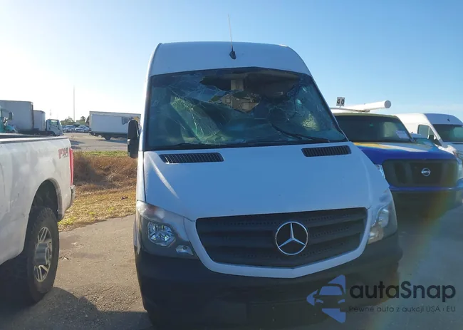 WD3PE8DD8GP363878: 41699155