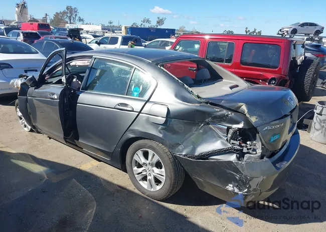 1HGCP26419A104987: 41699184