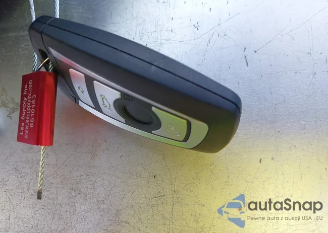 WBA8E9G58GNT47841: 41699258