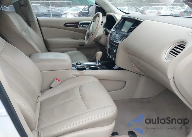 5N1CR2MM6EC657673: 41699379