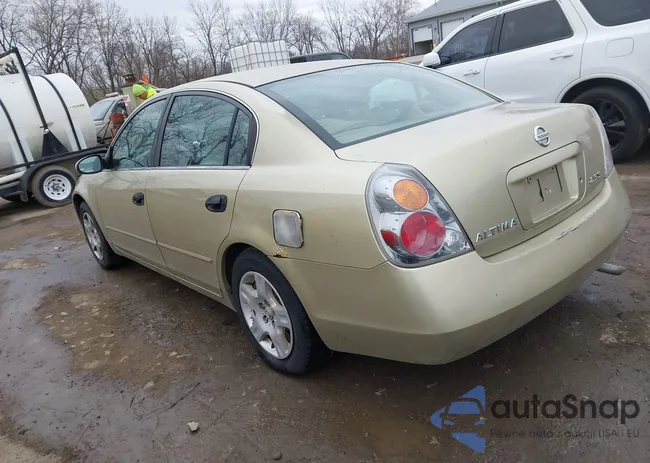 1N4AL11D74C177416: 41700849