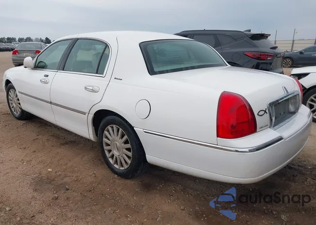 1LNHM81W93Y629010: 41701635