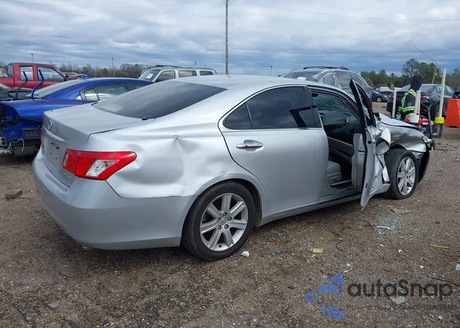 JTHBJ46GX82191796: 41701728