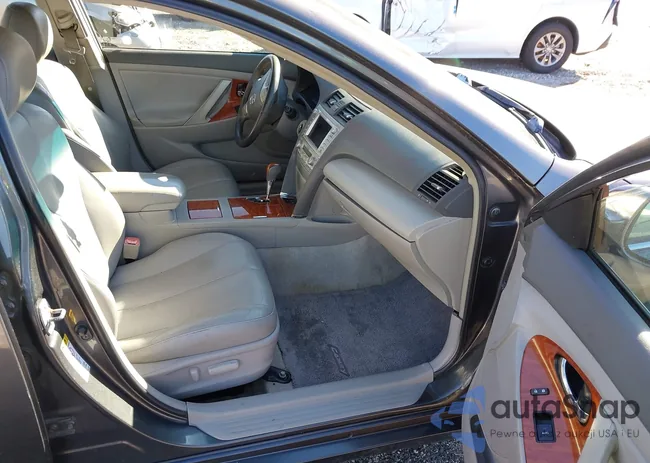 4T1BK3EK2BU129556: 41701798