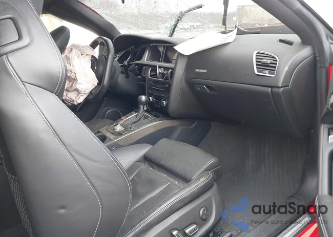 WAUCGAFR9EA067716: 41701973