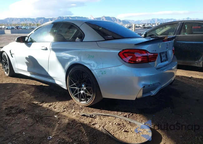 WBS4Z9C50JED22690: 41702704