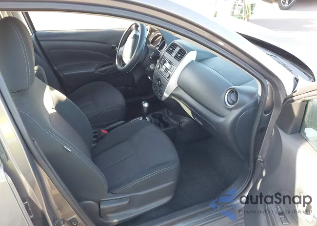 3N1CN7AP4HK429880: 41702985