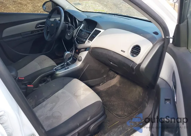 1G1PC5SHXB7108487: 41702158