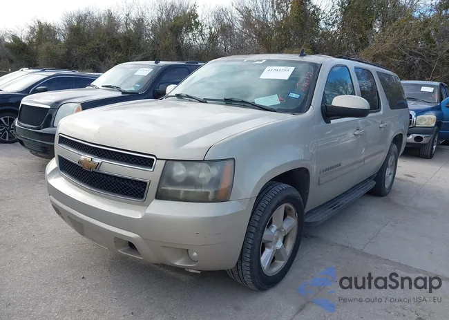 1GNFC16J77R264823: 41703755