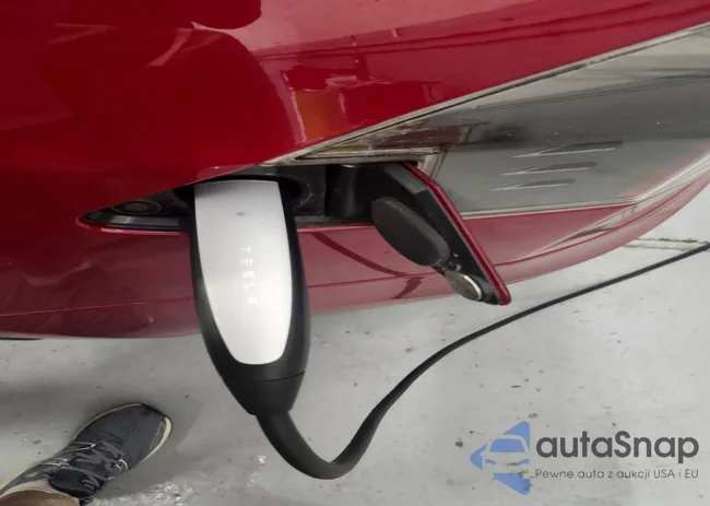 5YJSA1DN6DFP26504: 41703859