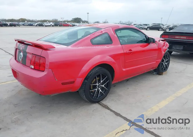 1ZVFT80N265195958: 41704743