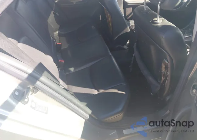 WDBRF61J64F527381: 41705804