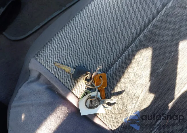 1G2FW87H3FN208733: 41705988