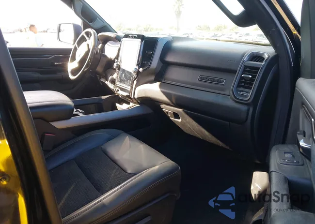 1C6SRFFT4LN308113: 41705156