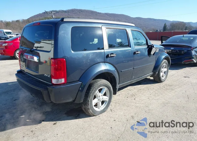 1D8GU58K28W108152: 41705451