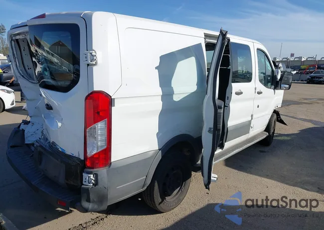 1FTYR1ZM2JKA64616: 41707538