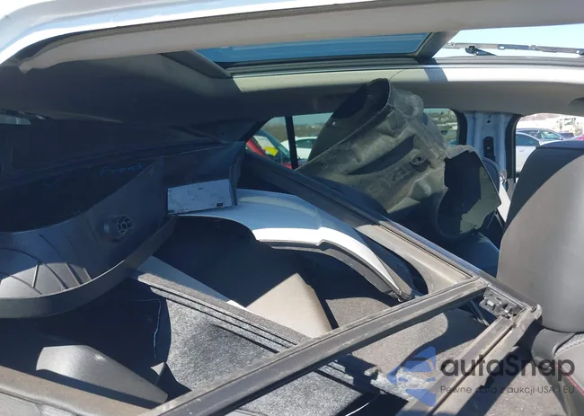 LRBFZPR40PD050512: 41707761