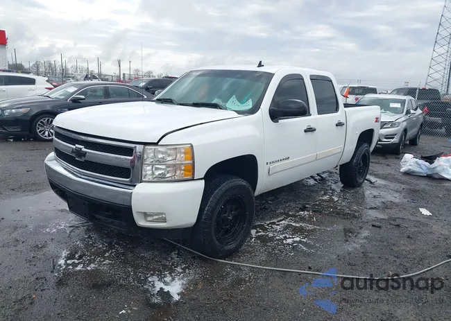 2GCEK133081220282: 41707309