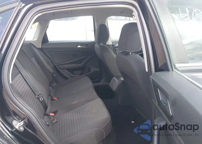 3VW5M7BU9PM012994: 41708614