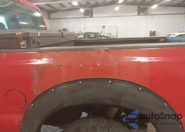 3FTNX21L64MA00240: 41708757