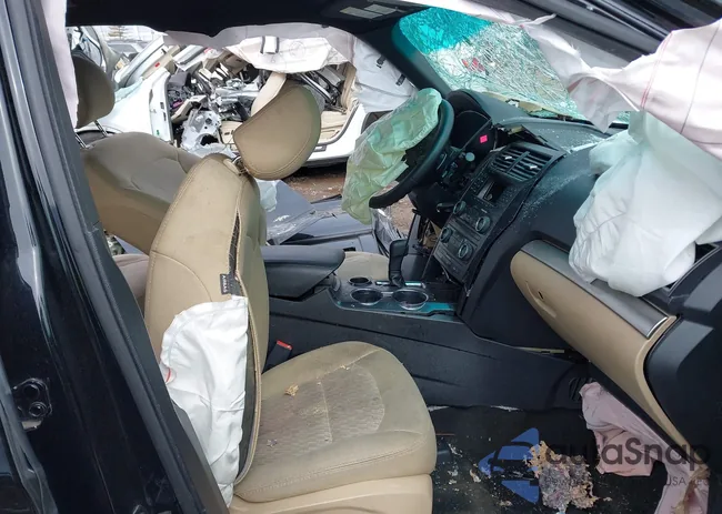 1FM5K7B80GGB03833: 41709596