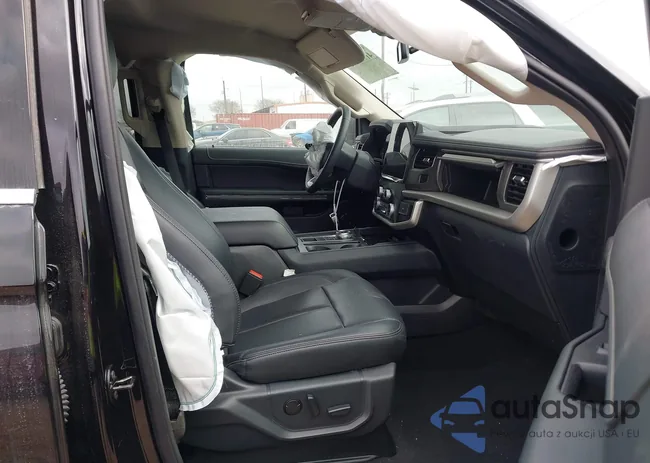 1FMJK1H83REA78007: 41710265