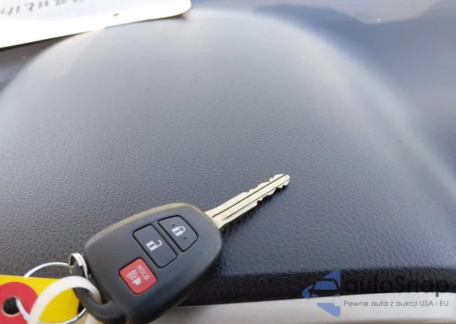 2T3ZFREV4FW178643: 41711895