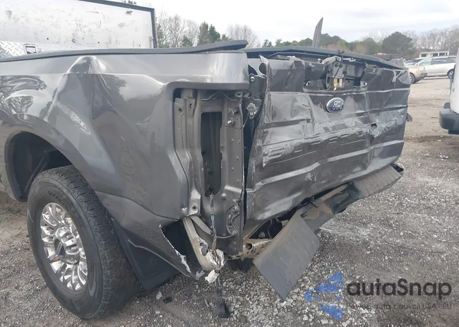 1FT7X2A65NED82853: 41712559