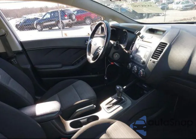 KNAFX4A86E5052466: 41712581