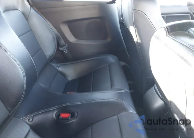 1FATP8UH3M5105279: 41712821