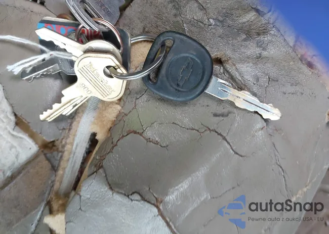 1GCHK29U31Z275003: 41713720