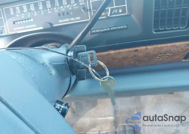 1G4HP52L2RH483004: 41714791