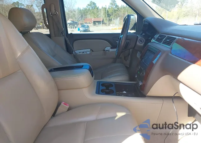 1GNSCJE00DR366791: 41714861