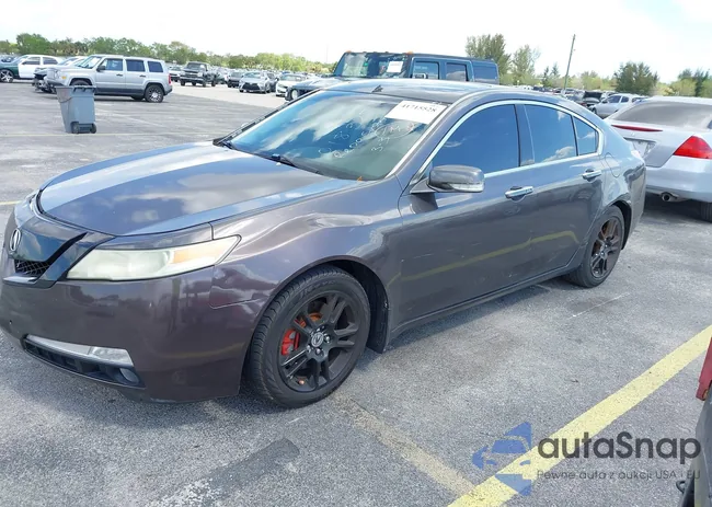 19UUA86509A018328: 41715528