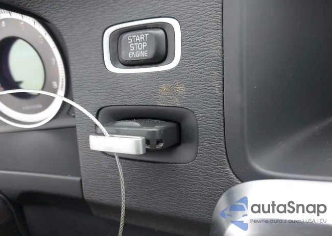 YV1622FS0C2033981: 41715898